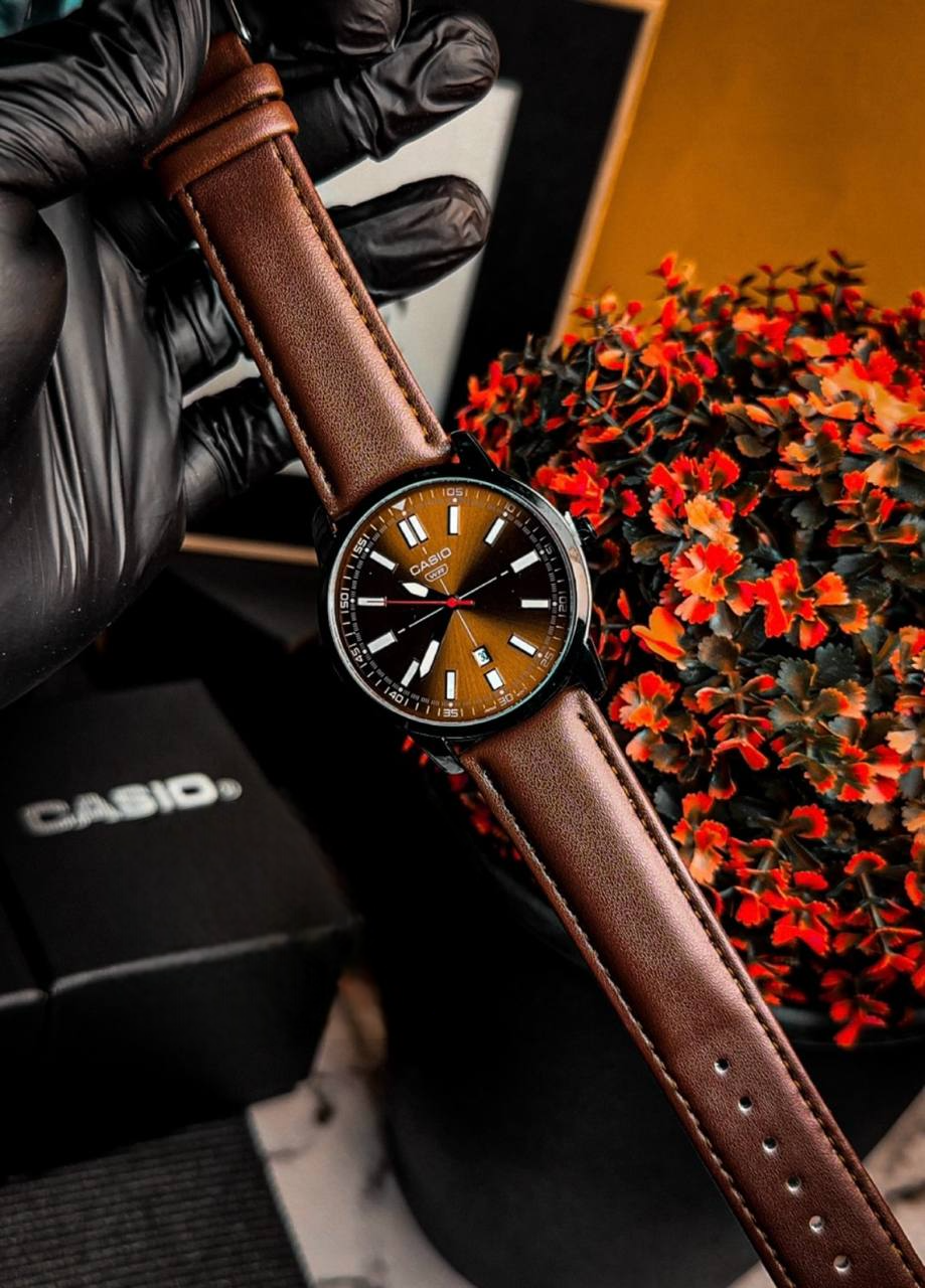 Montre Casio WR cuir